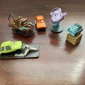 5 Disney Cars Toys Mater, Holly Shifteell n more
